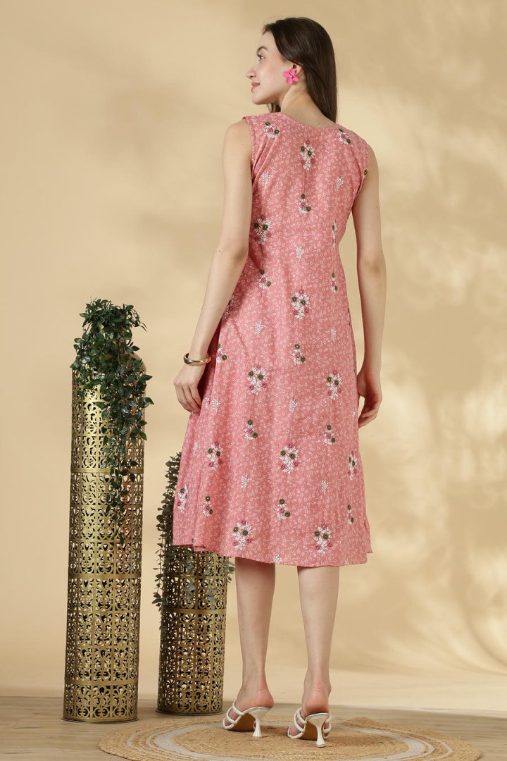 Cotton Embroidery Sleeveless A-Line Top - Image 11