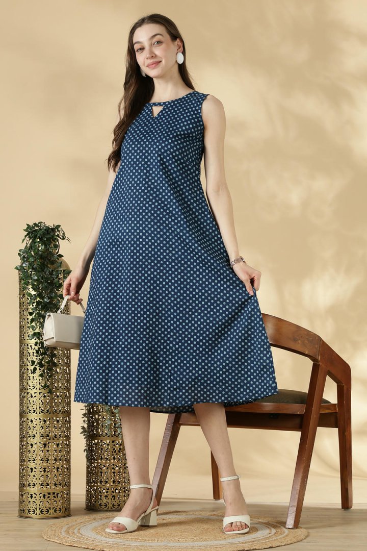 Cotton Sleeveless A-Line Top - Image 2