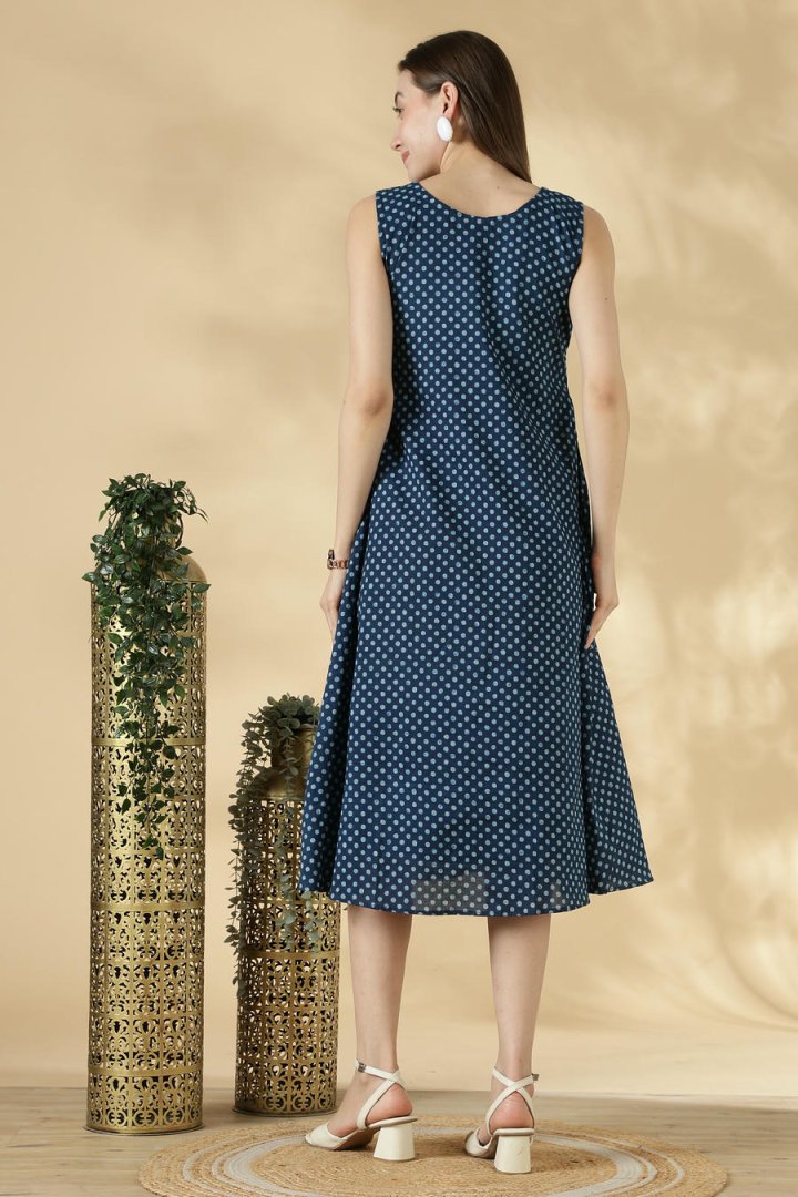 Cotton Sleeveless A-Line Top - Image 12