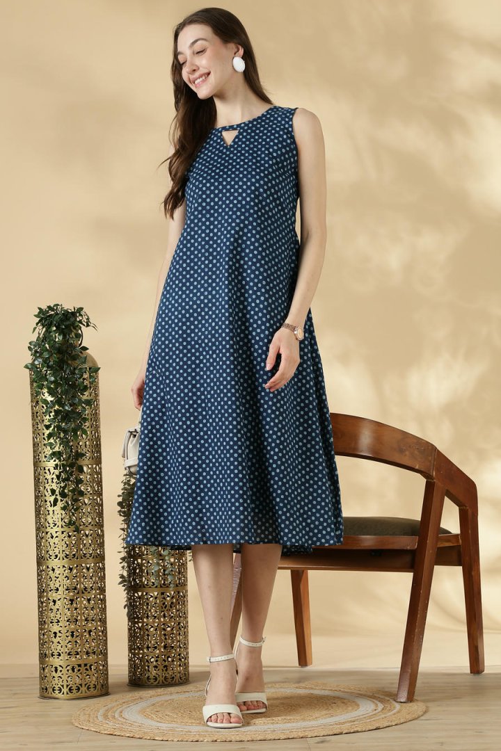 Cotton Sleeveless A-Line Top - Image 5