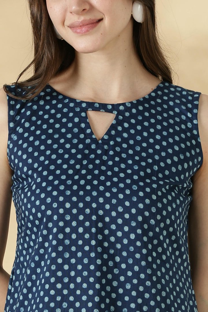 Cotton Sleeveless A-Line Top - Image 10